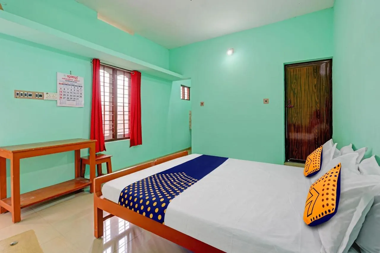 Spot On Soorya Tourist Homes Thiruvananthapuram 3*,